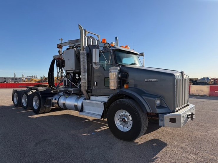 2014-kenworth-t800-image-3