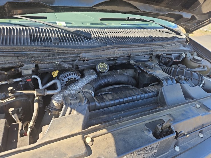 2005-ford-e450-image-9