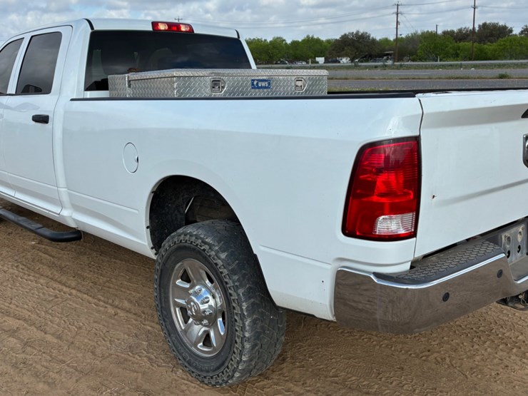 2018-dodge-ram-2500-image-4