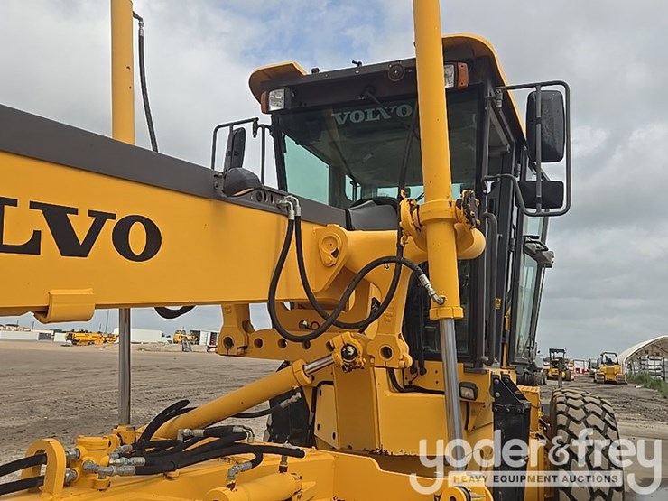 2008-volvo-g940-image-23