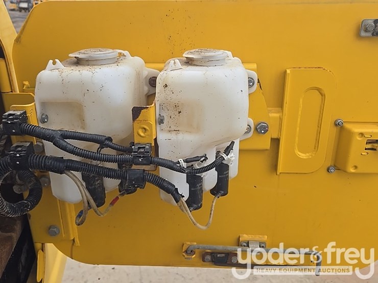 2019-komatsu-d65px-18-image-40