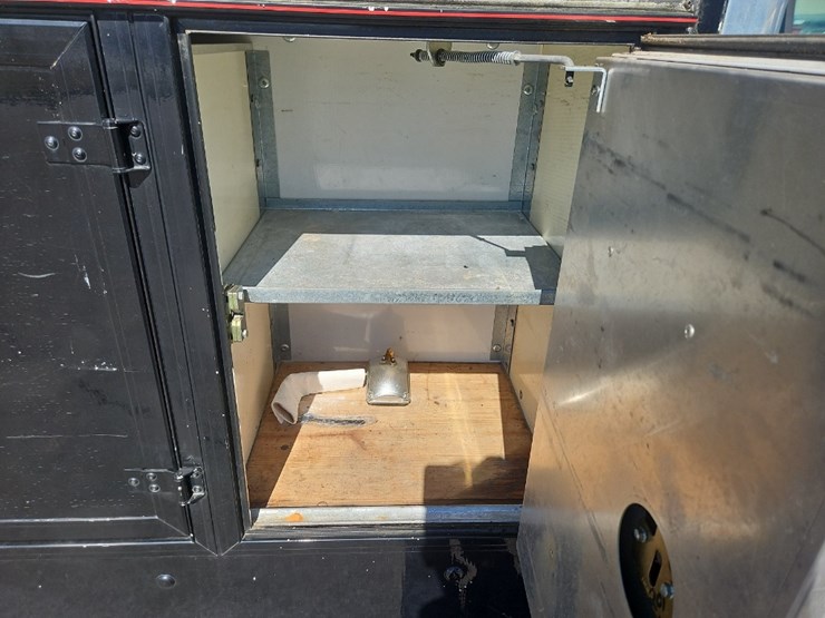 2005-ford-e450-image-16