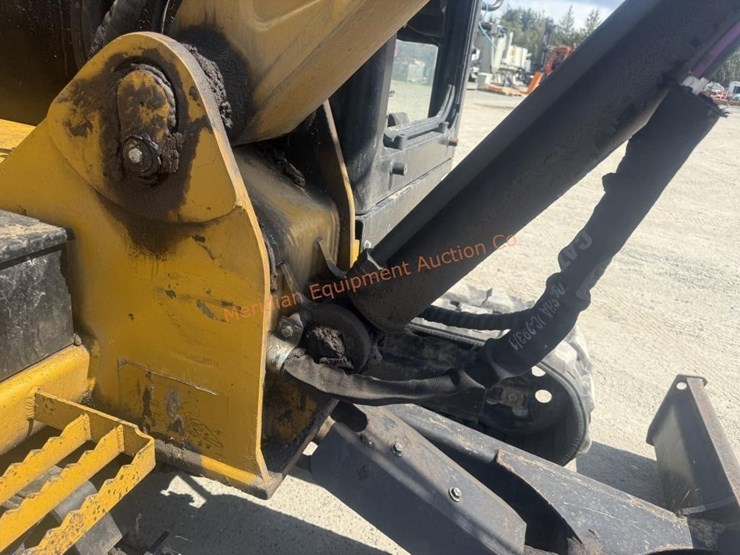 caterpillar-305e2-image-34