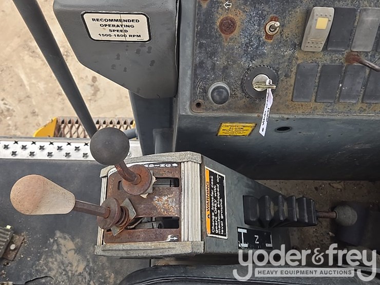 2004-volvo-g80-image-46