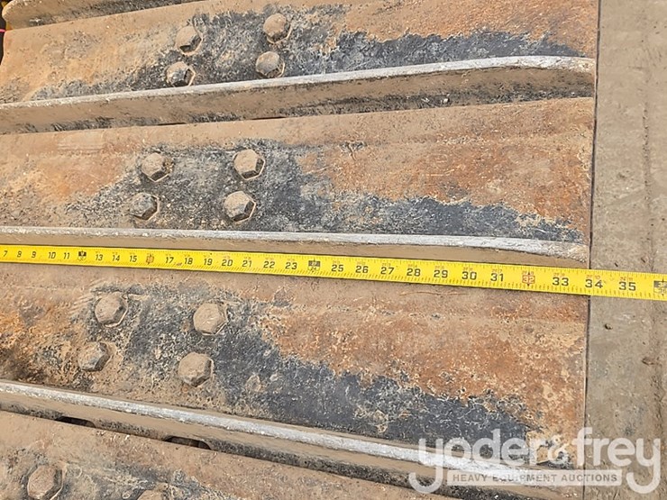 2022-komatsu-d61px-24-image-21