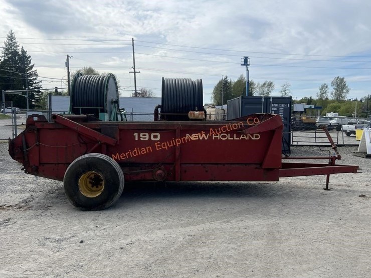 new-holland-190-image-6