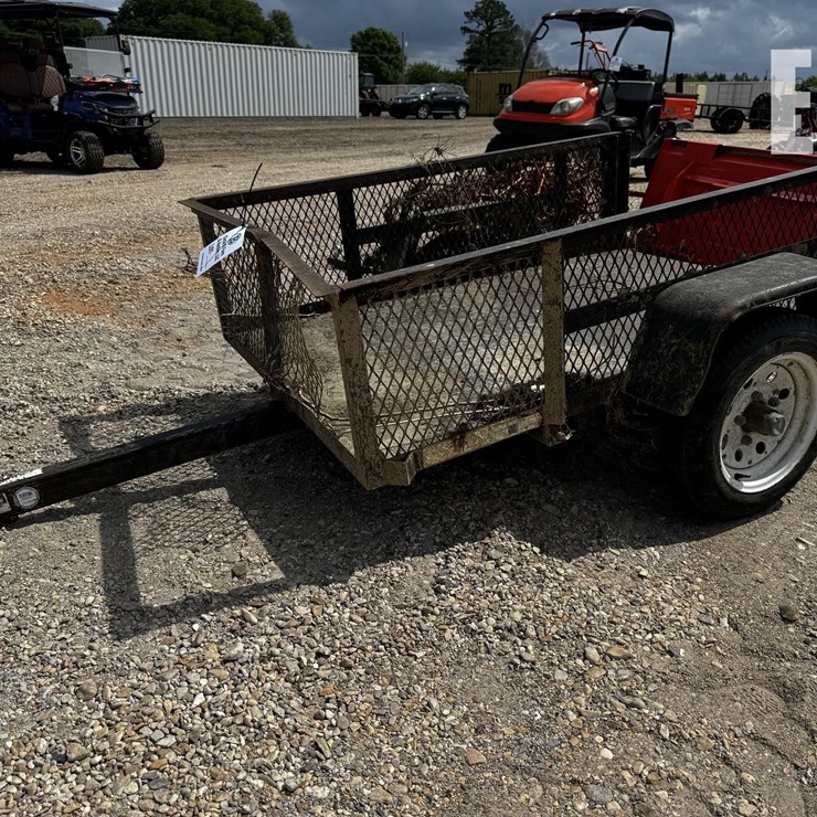 BUMPER PULL TRAILER