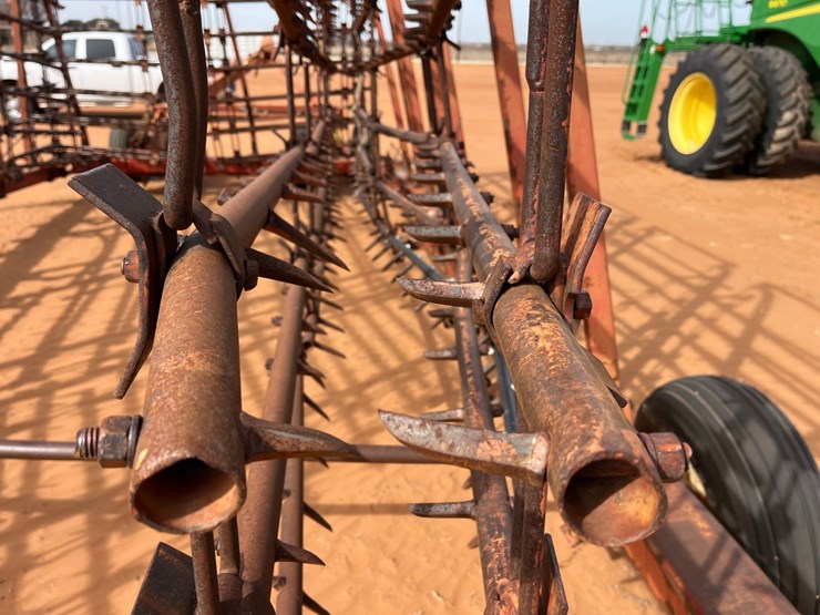 #t8081-•-mcfarlane-drag-harrow-image-13