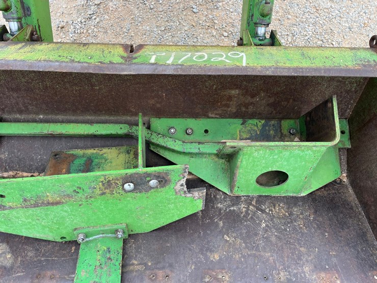 john-deere-148-image-4