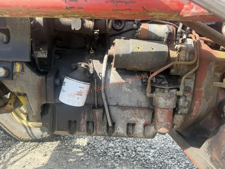 massey-ferguson-175-image-18