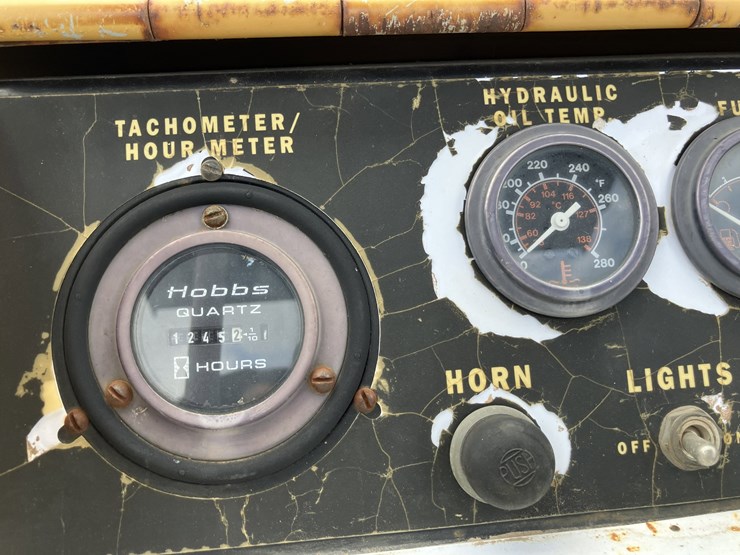 2001-ferguson-46a-image-3