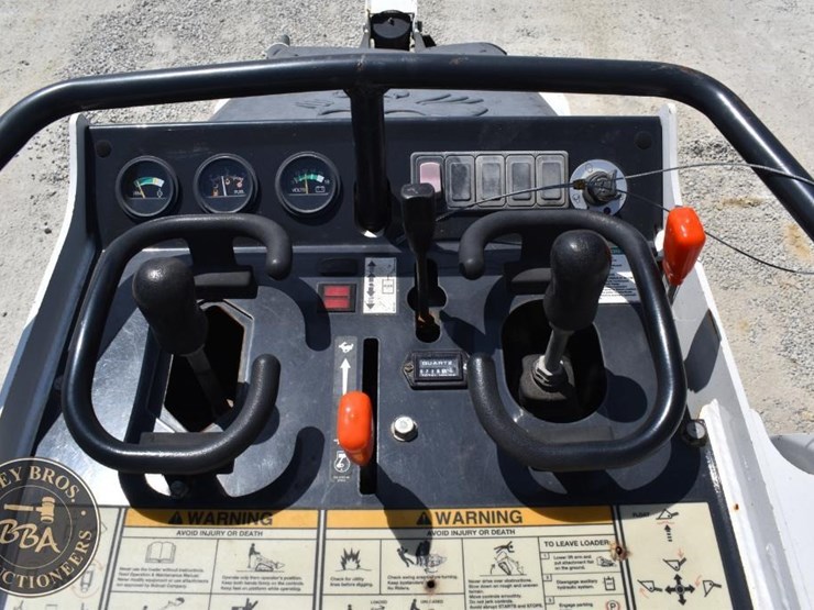 2019-bobcat-mt85-image-15