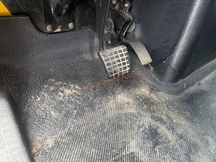 2012-international-4000-image-48