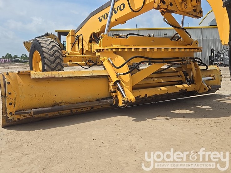 2008-volvo-g940-image-28