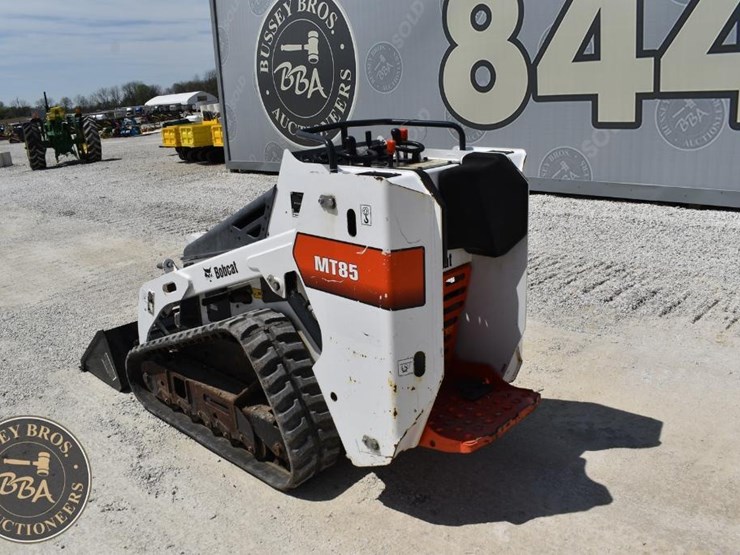2019-bobcat-mt85-image-4
