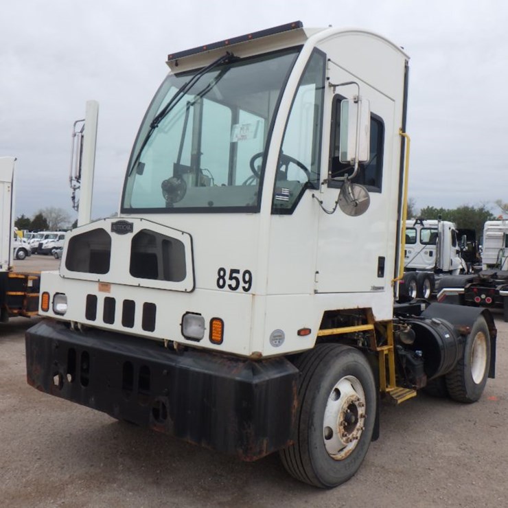 2016 AUTOCAR XSPOTTER