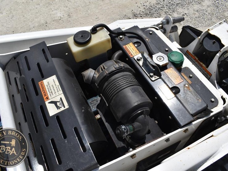 2019-bobcat-mt85-image-11