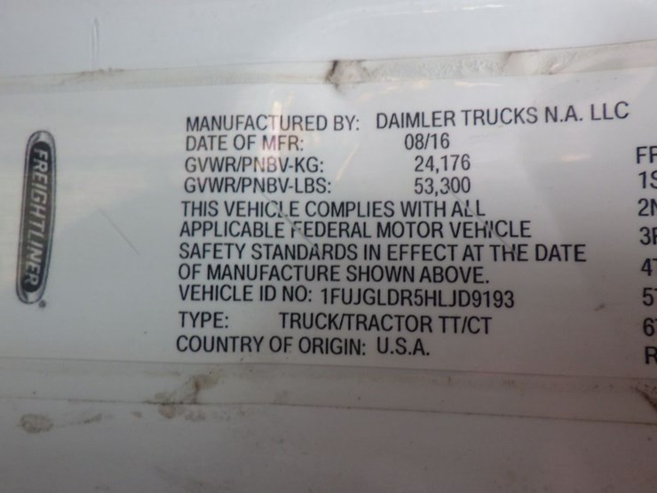 2017-freightliner-cascadia-125-image-23