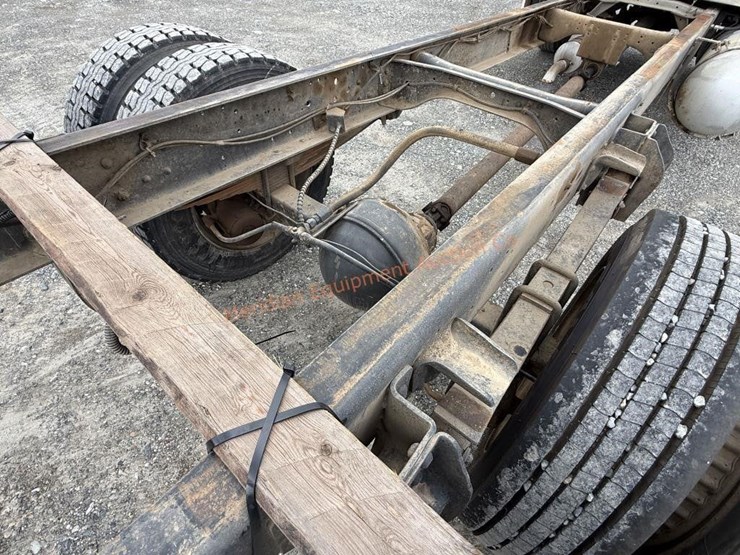 1985-ford-f600-image-34