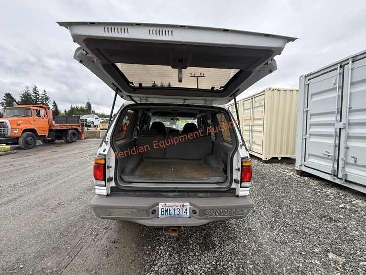 1995-ford-explorer-xlt-image-7