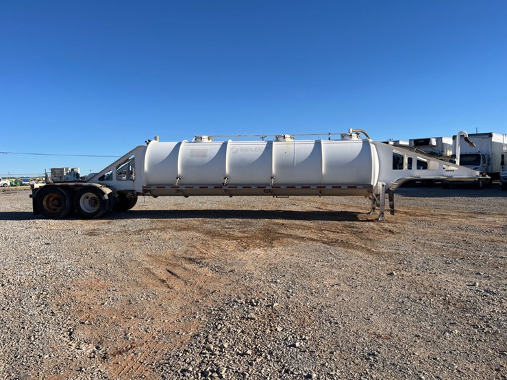 2020-troxell-vacuum-image-4