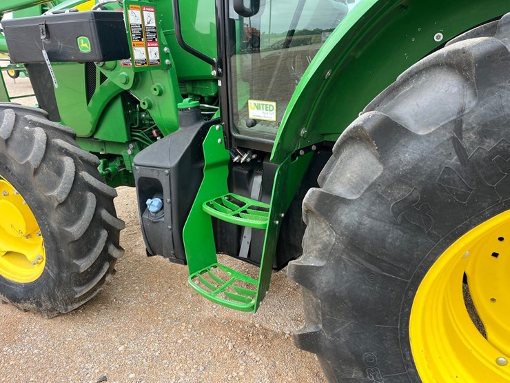 2019-john-deere-5100m-image-13
