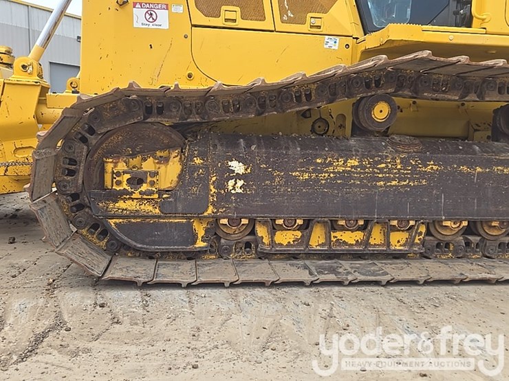 2019-komatsu-d65px-18-image-11