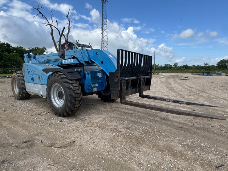 2014-genie-gth1544-image-4