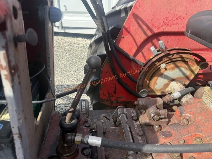 massey-ferguson-175-image-34