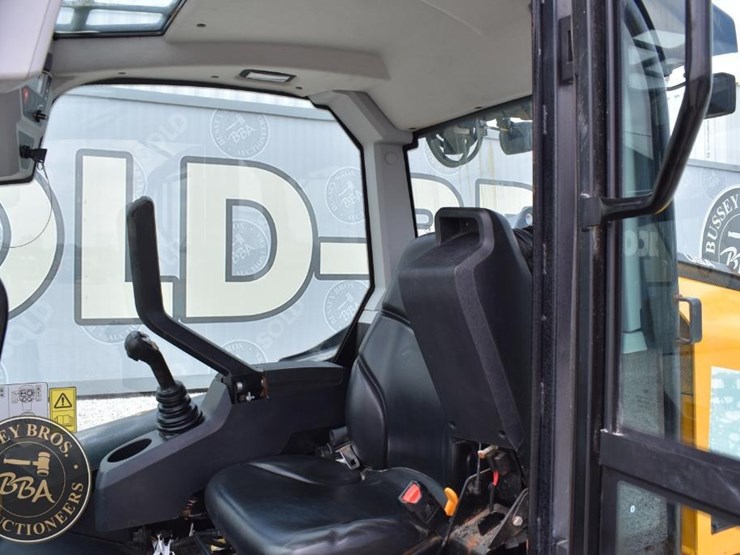 2023-jcb-270-image-31