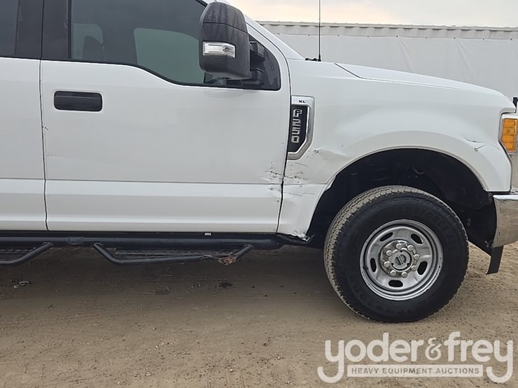 2017-ford-f250-image-31