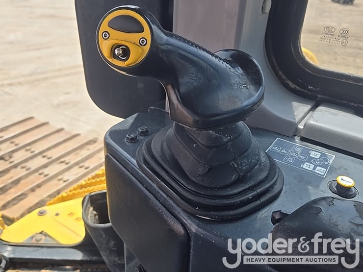 2019-komatsu-d65px-18-image-73