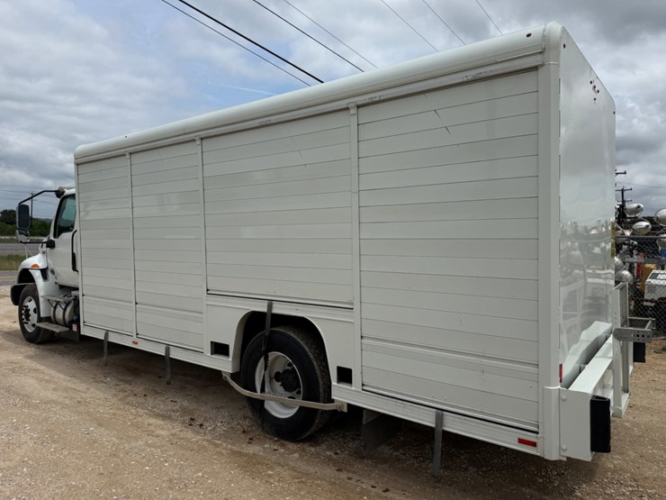 2020-international-mv607-image-6