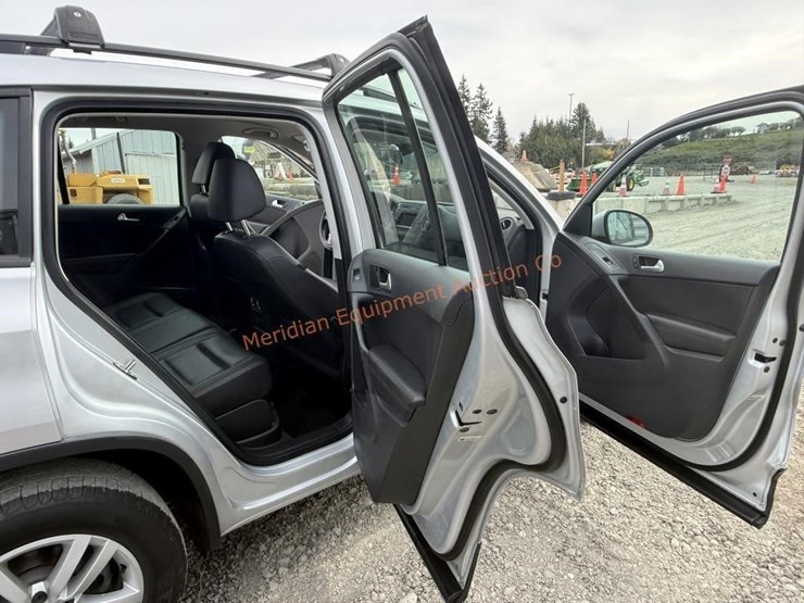 2016-volkswagen-tiguan-image-24