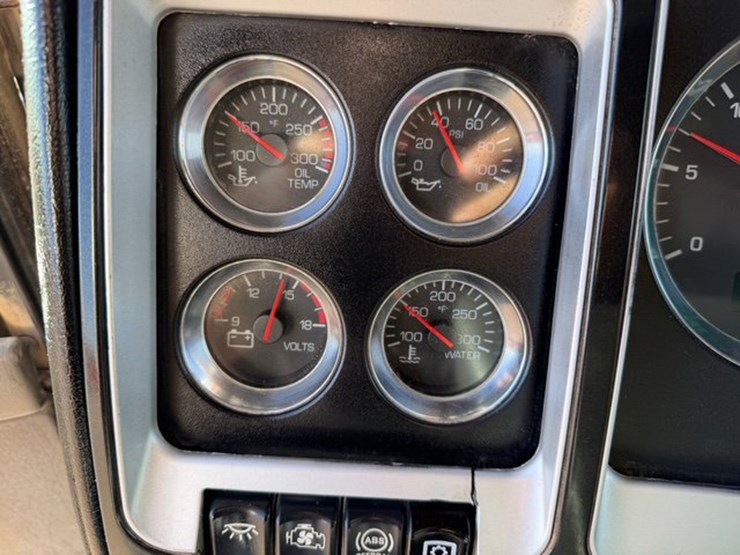 2014-kenworth-t800-image-20