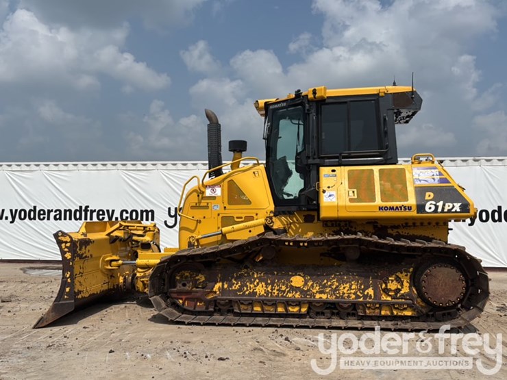 2022-komatsu-d61px-24-image-2