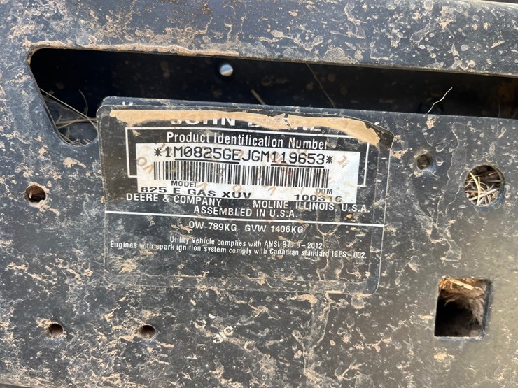 2016-john-deere-gator-image-19