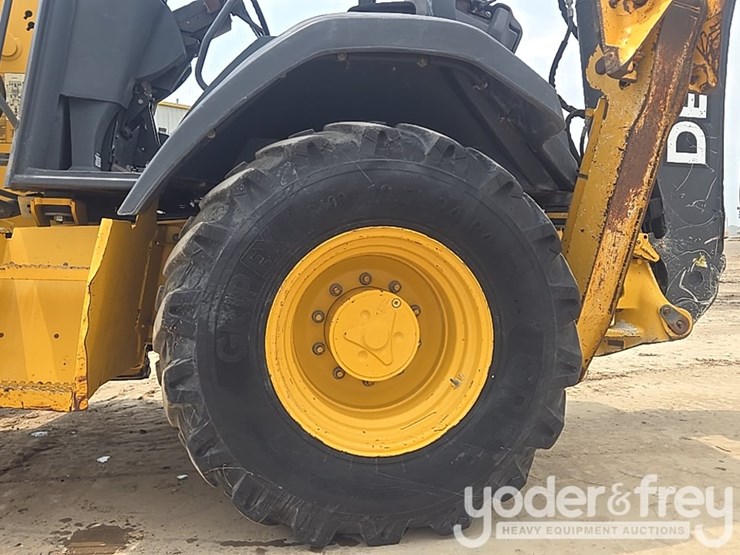 2010-deere-310sj-image-12