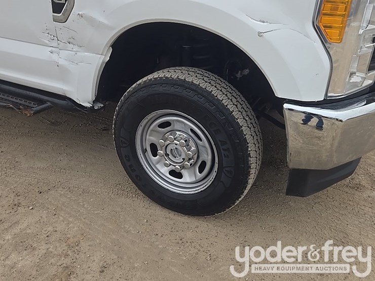 2017-ford-f250-image-16