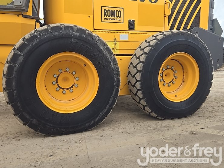 2008-volvo-g940-image-11
