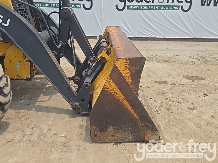 2010-deere-310sj-image-20