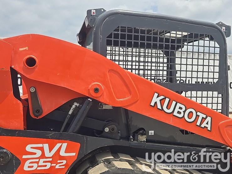 2021-kubota-svl65-2-image-36