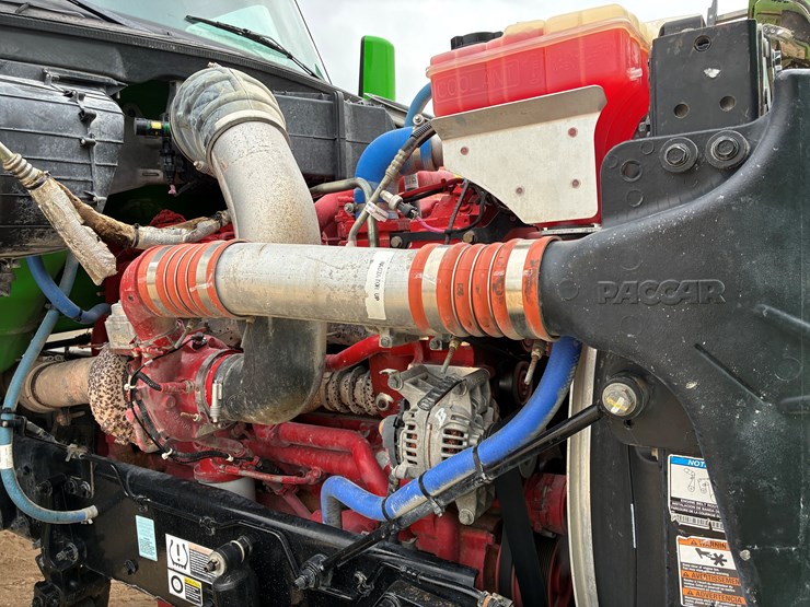 2019-peterbilt-567-image-14