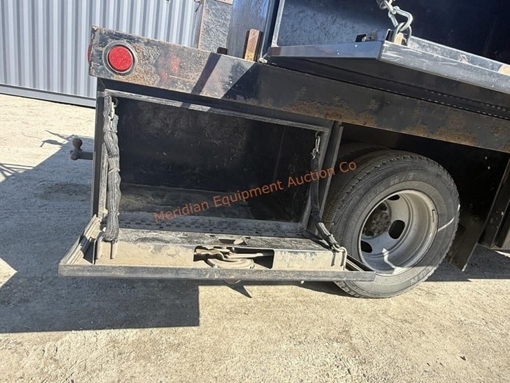 2005-chevrolet-silverado-3500-image-22