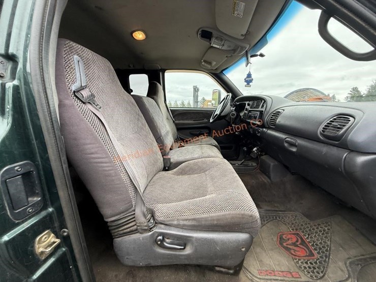 2001-dodge-ram-2500-image-25