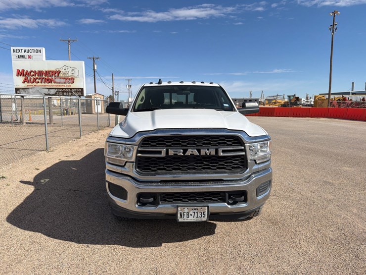 2020-dodge-ram-2500-image-2