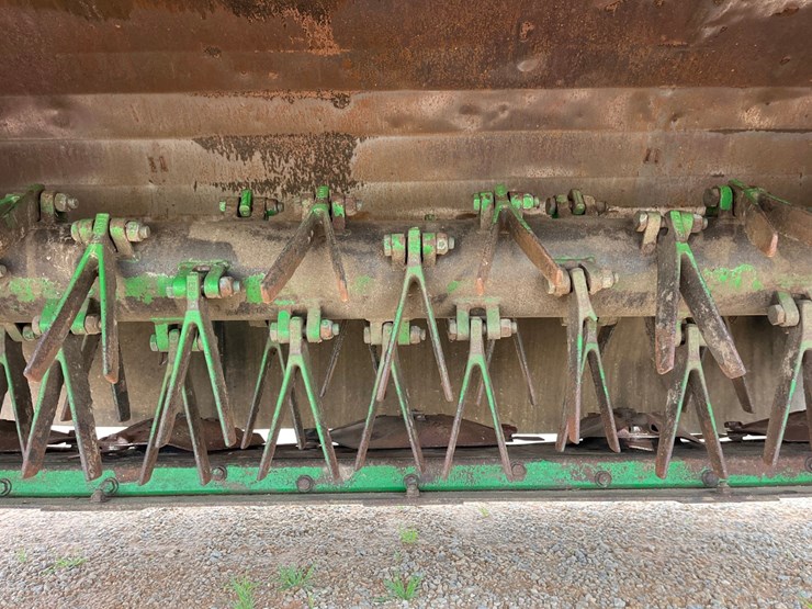 2016-john-deere-635-image-15