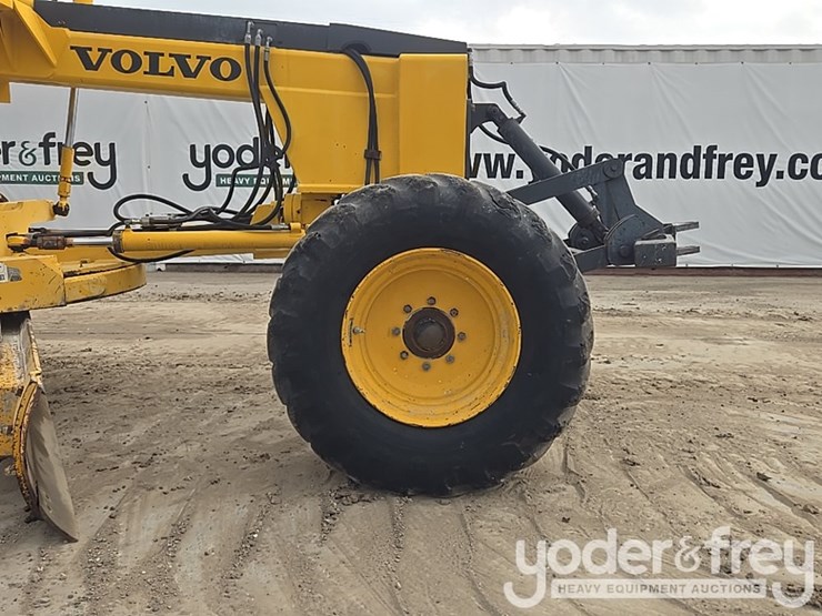 2004-volvo-g80-image-11