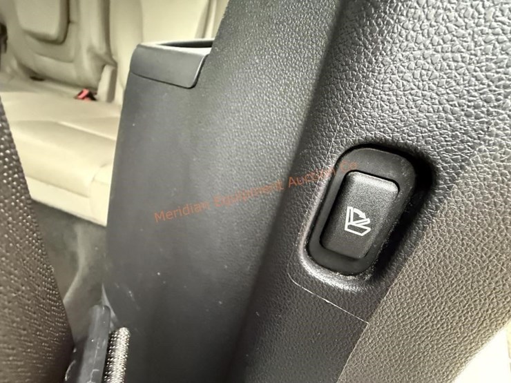 ford-explorer-limited-image-37