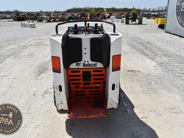 2019-bobcat-mt85-image-5